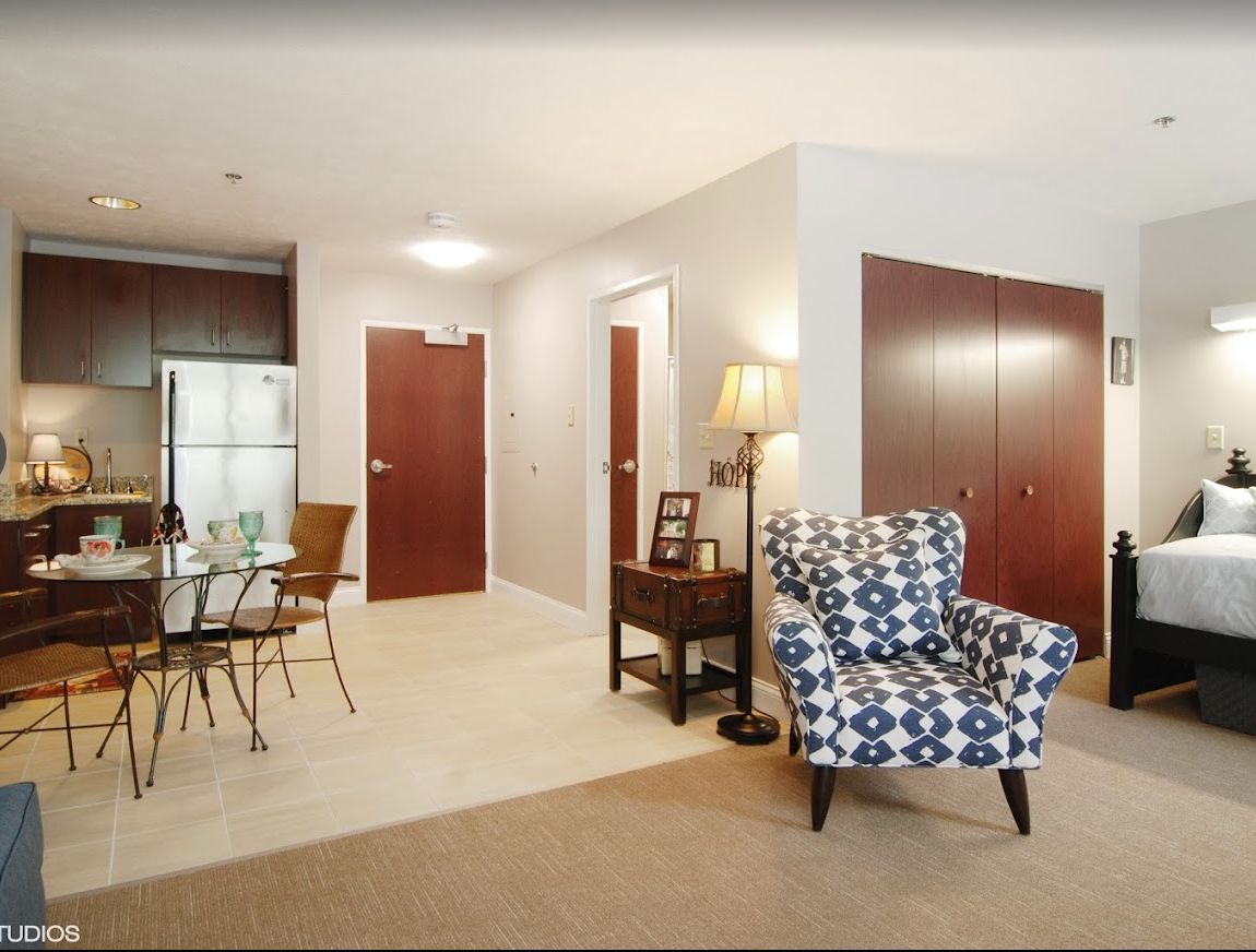 Canton Regency 3