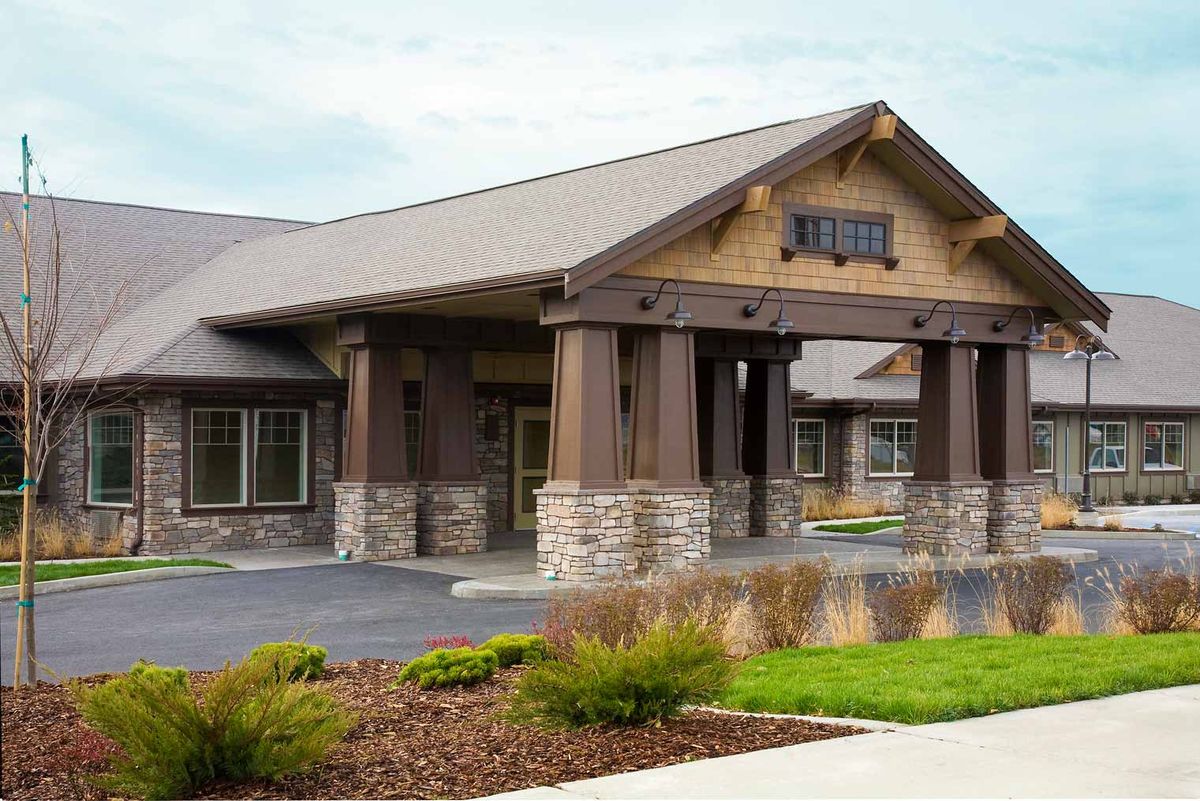 Creekside Inn 1