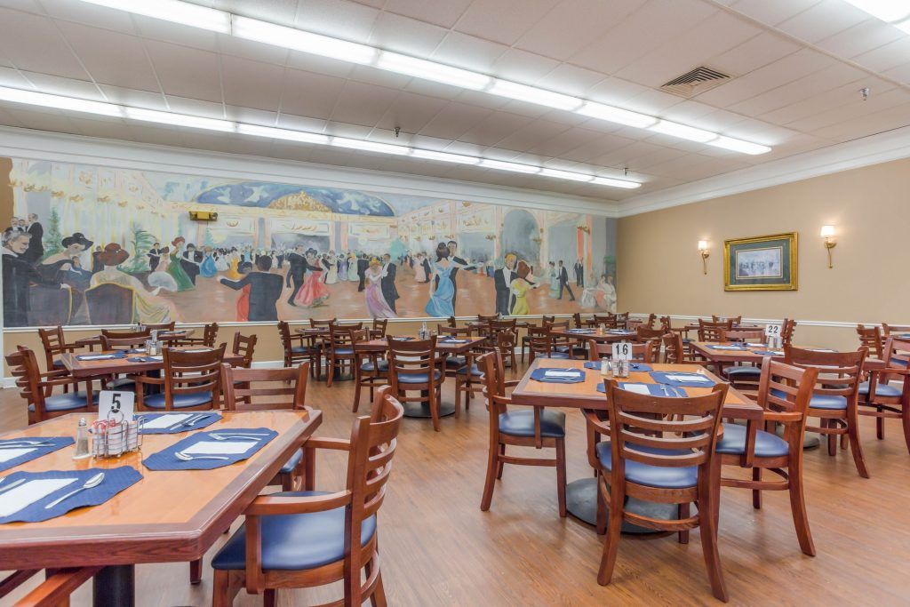 Charter Senior Living Of Bowling Green 2