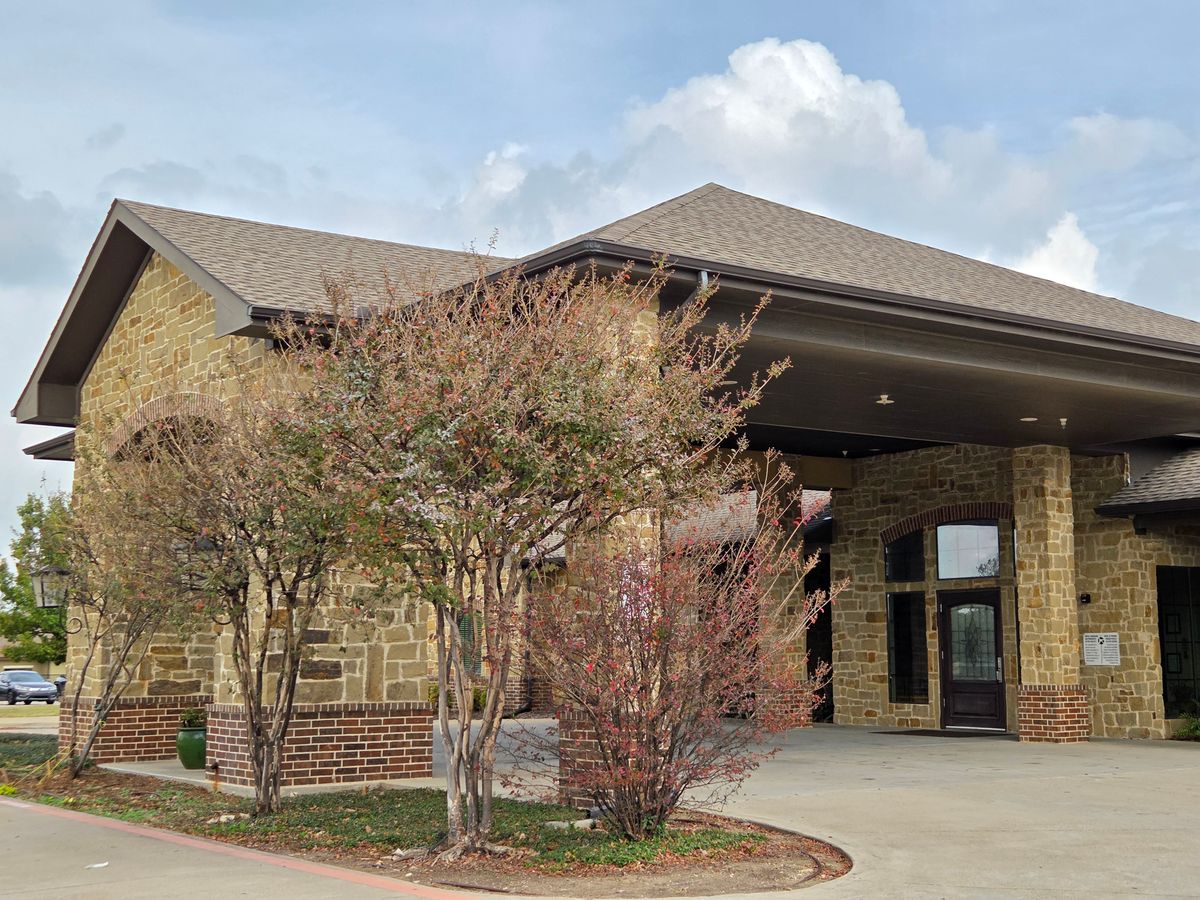 Mira Vista Court 4