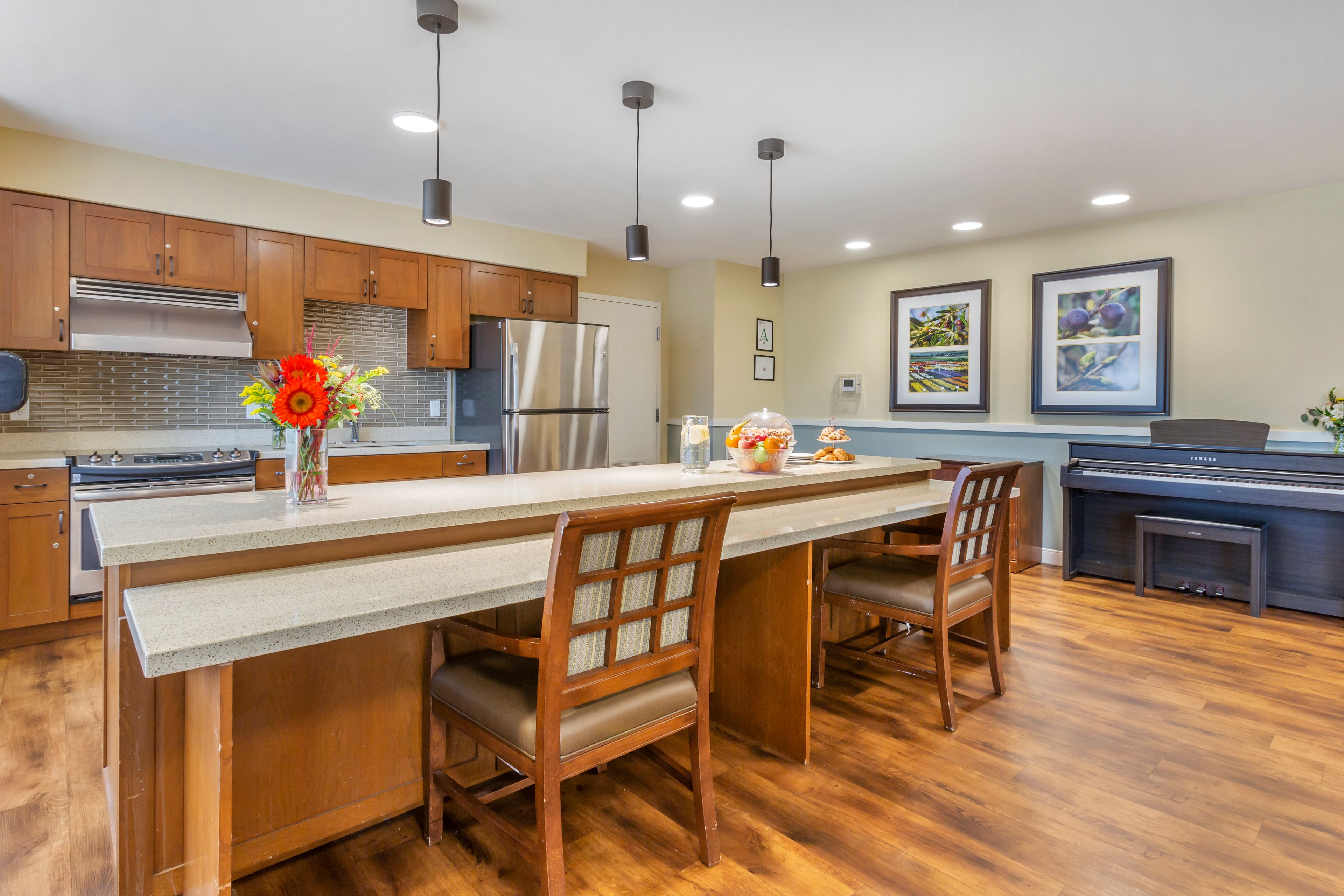 Brookdale Desert Ridge 4