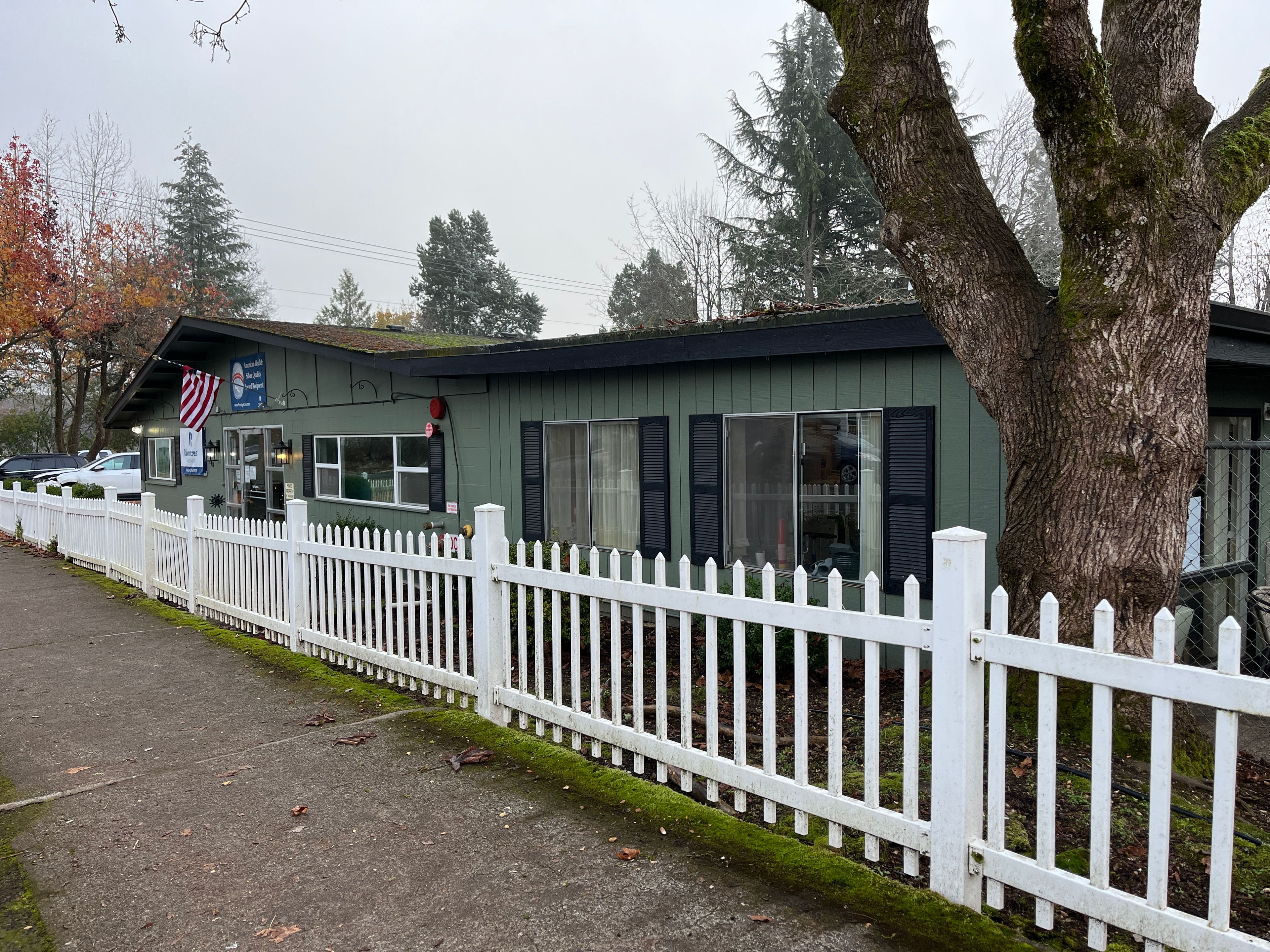 Oregon City Health Care Center 4