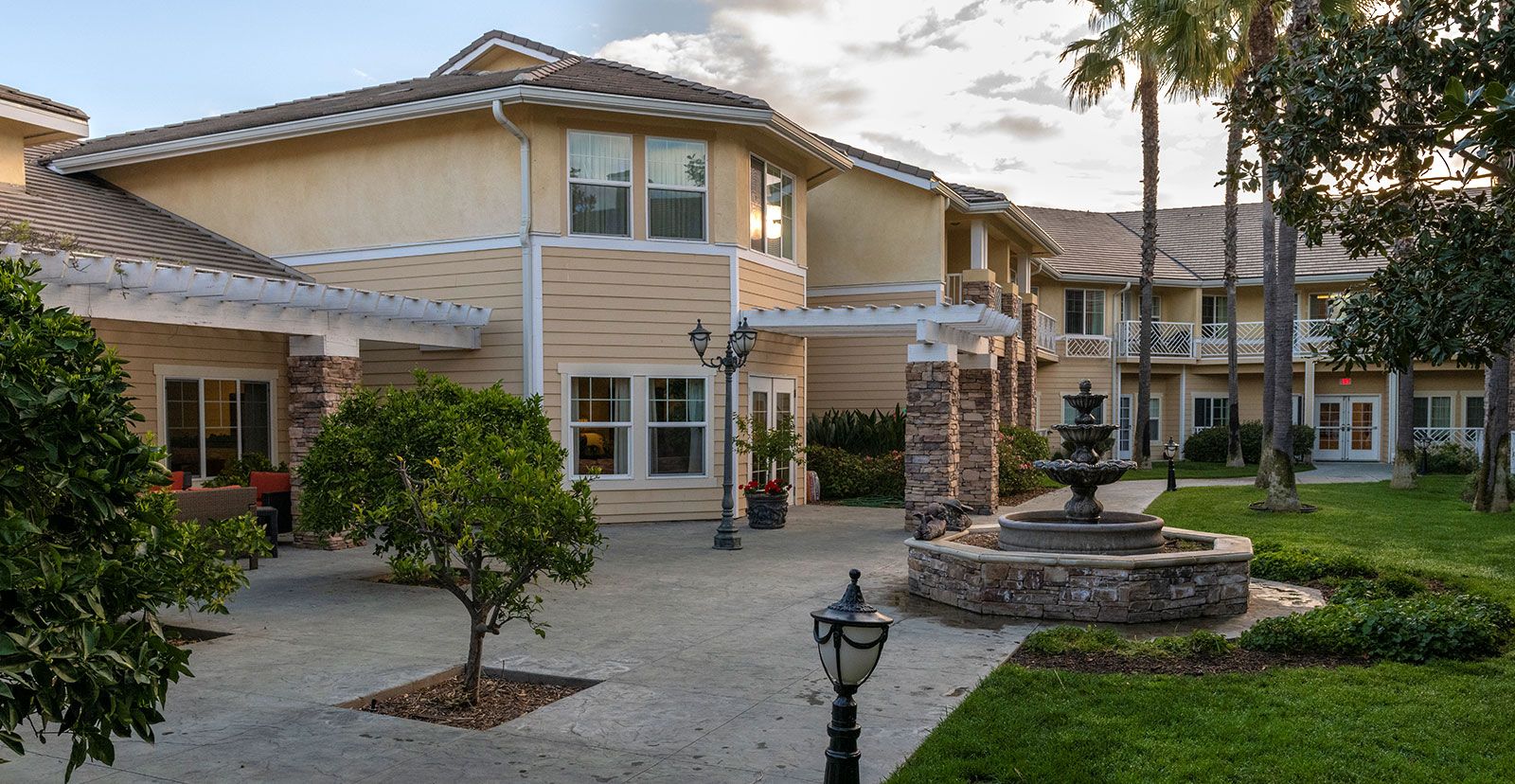 Holiday Simi Hills 2