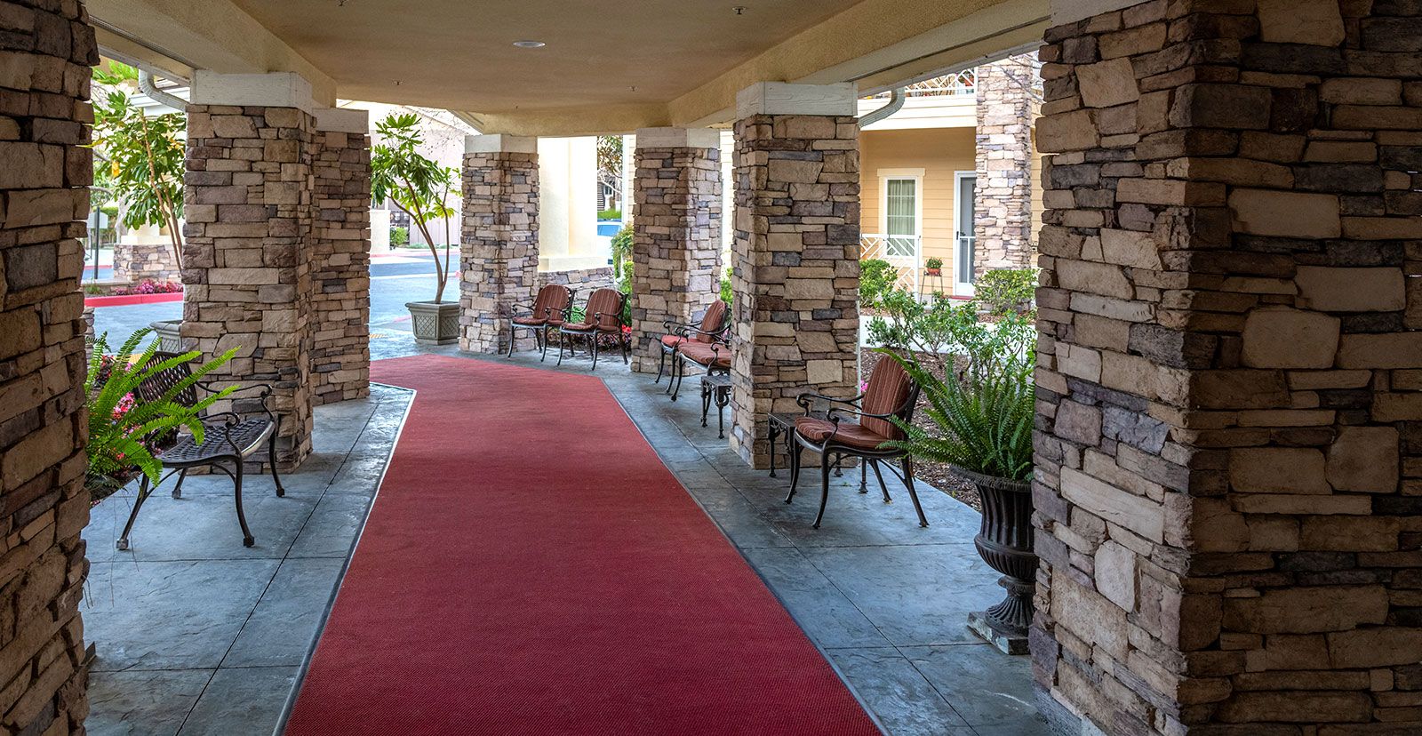 Holiday Simi Hills 4