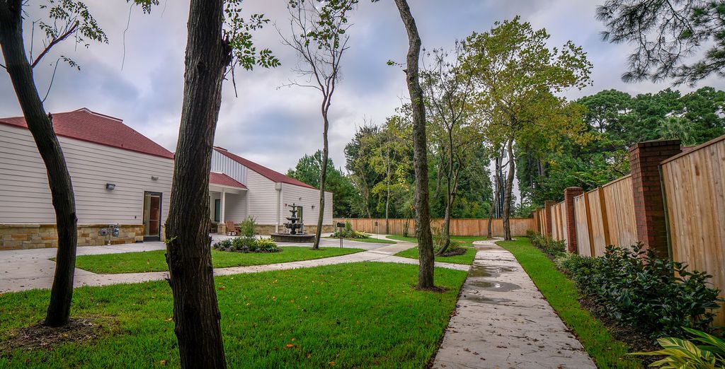Village Green Memory Care Community Cypress II 4