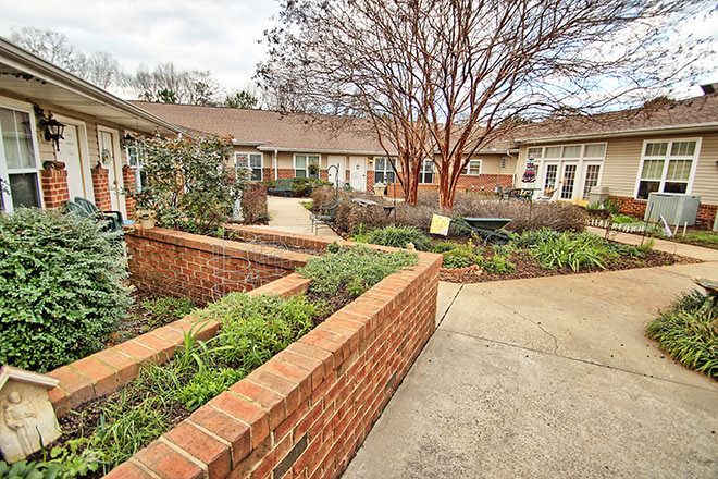 Brookdale Monroe Square Assisted Living 3