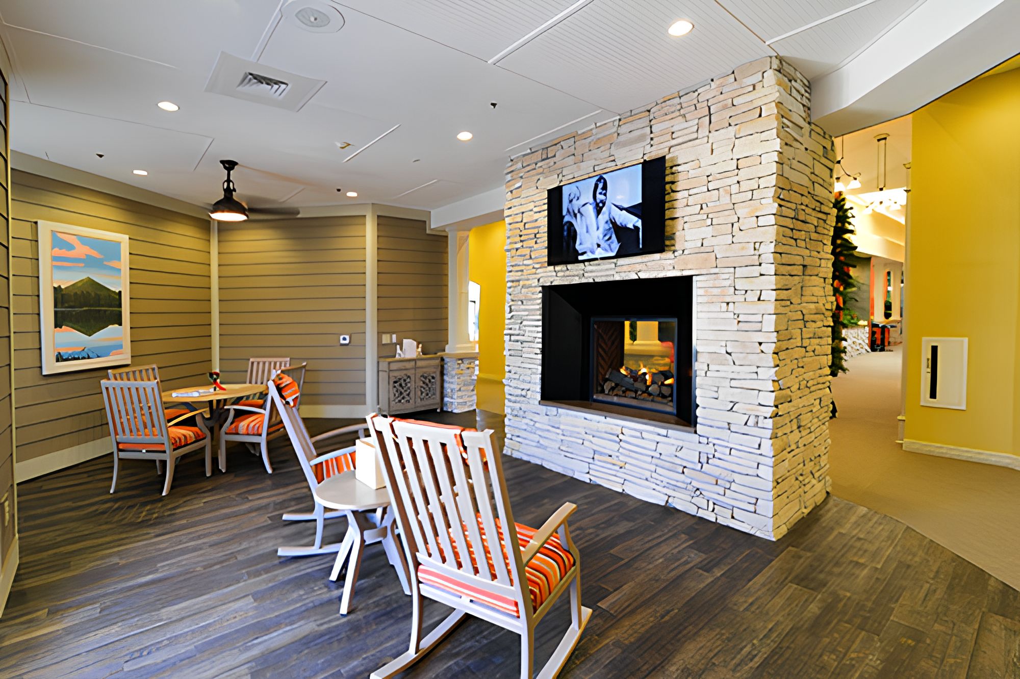 Chapters Living of Little Rock 4