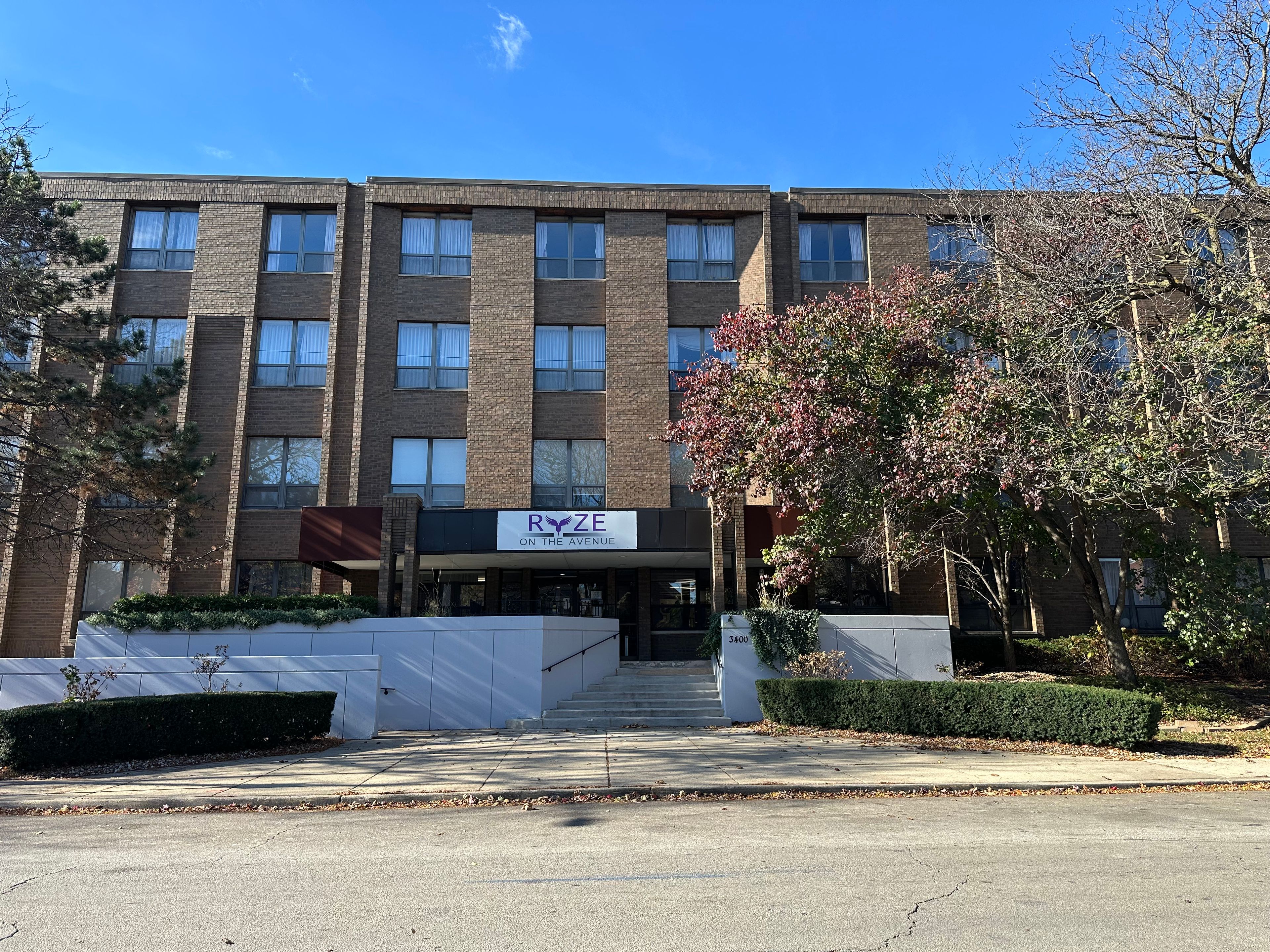 Ryze on the Avenue 1