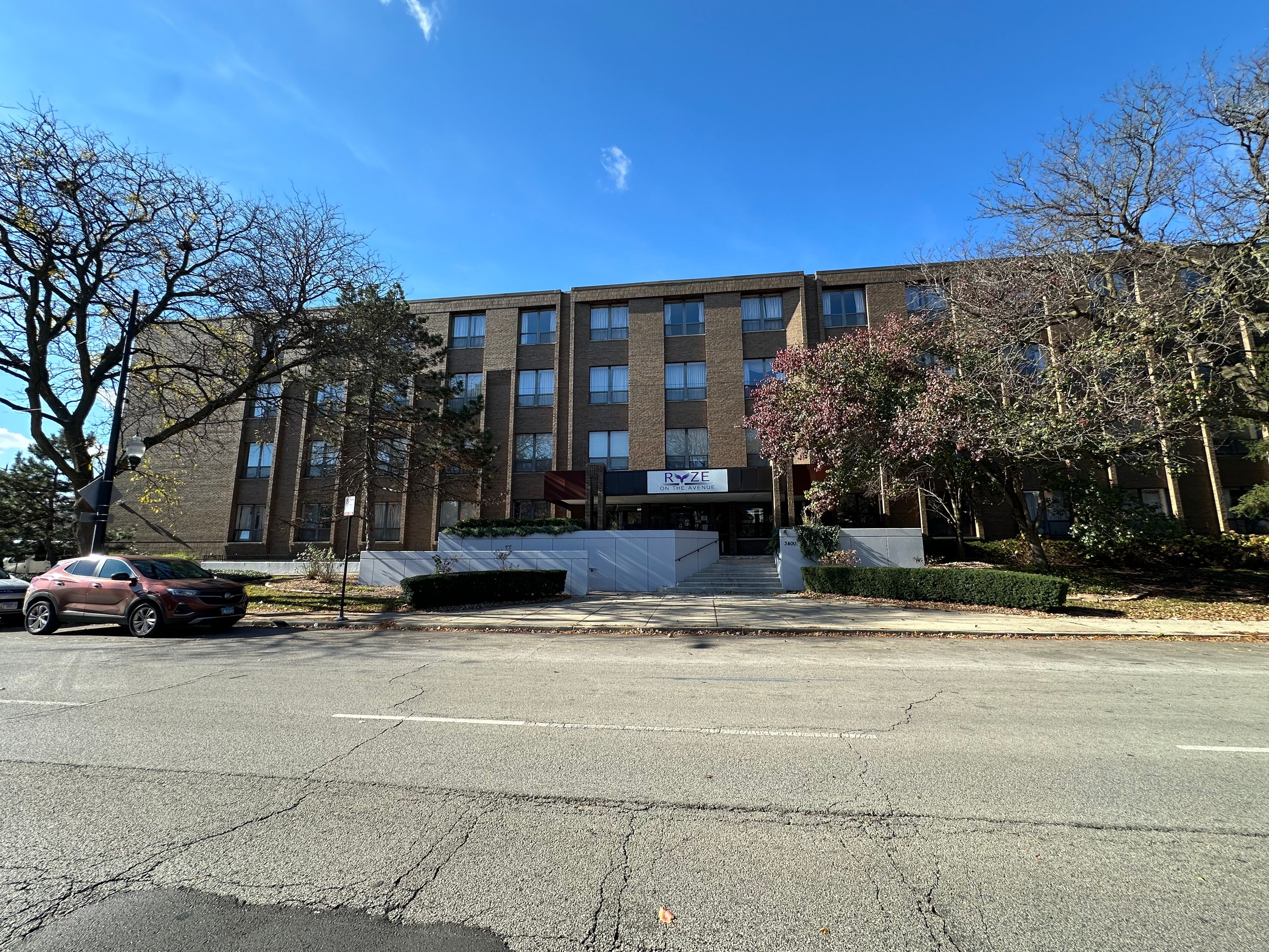 Ryze on the Avenue 3