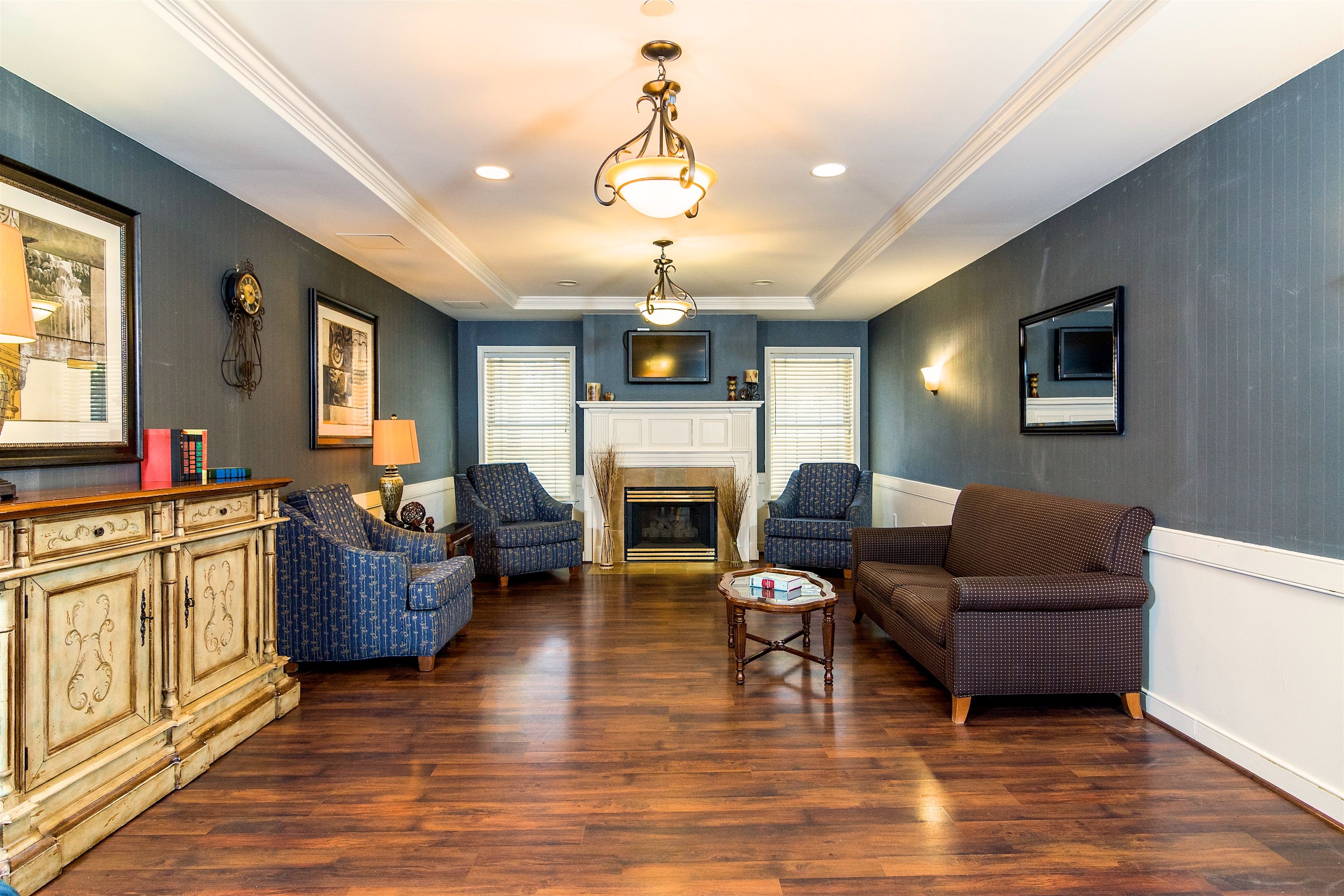Pacifica Senior Living Victoria Court 3