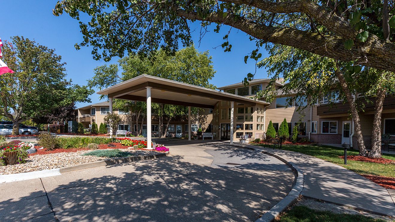 Holiday Palmer Hills 1