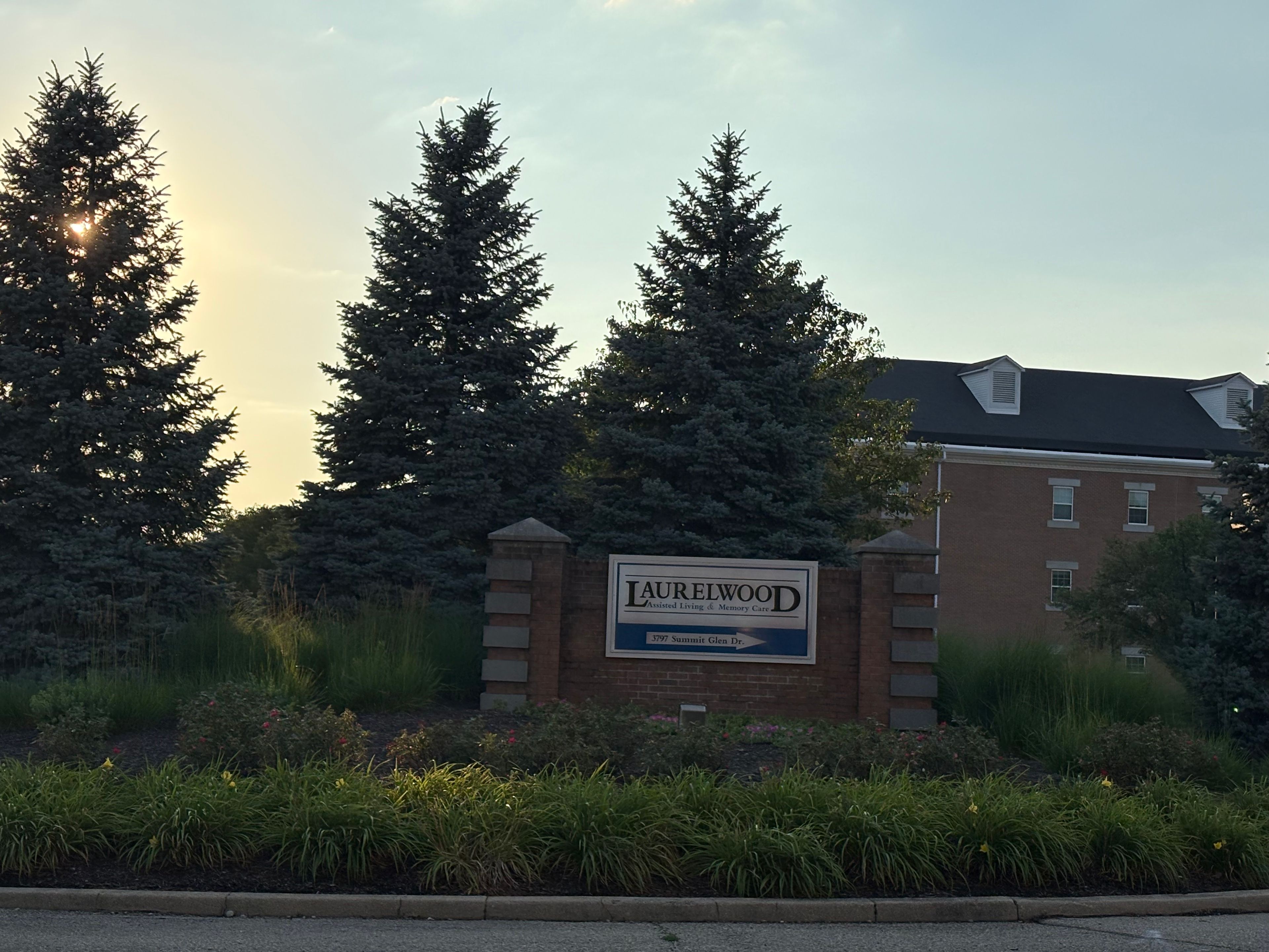 Wood Glen Alzheimer's Community 3