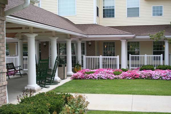 Parkwood Heights Senior Living Community 1