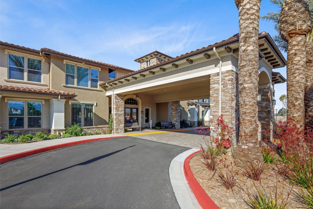 Oakmont Of Riverpark 4