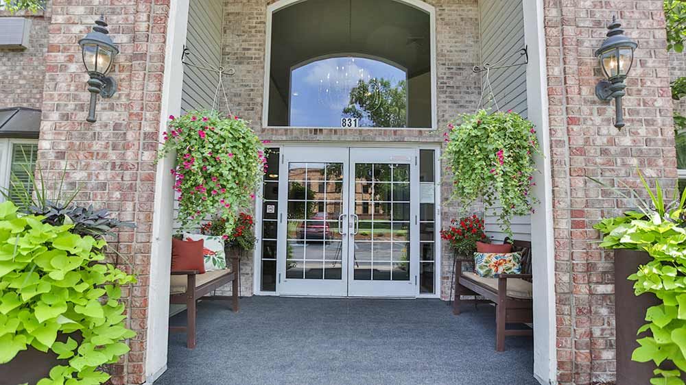 Crownpointe Of Greenfield 1