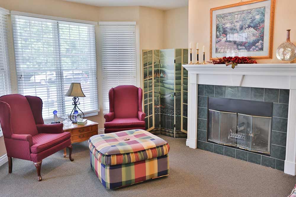 Crownpointe Of Greenfield 2
