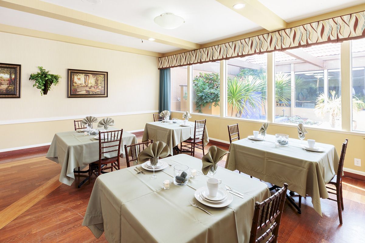White Blossom Care Center 3