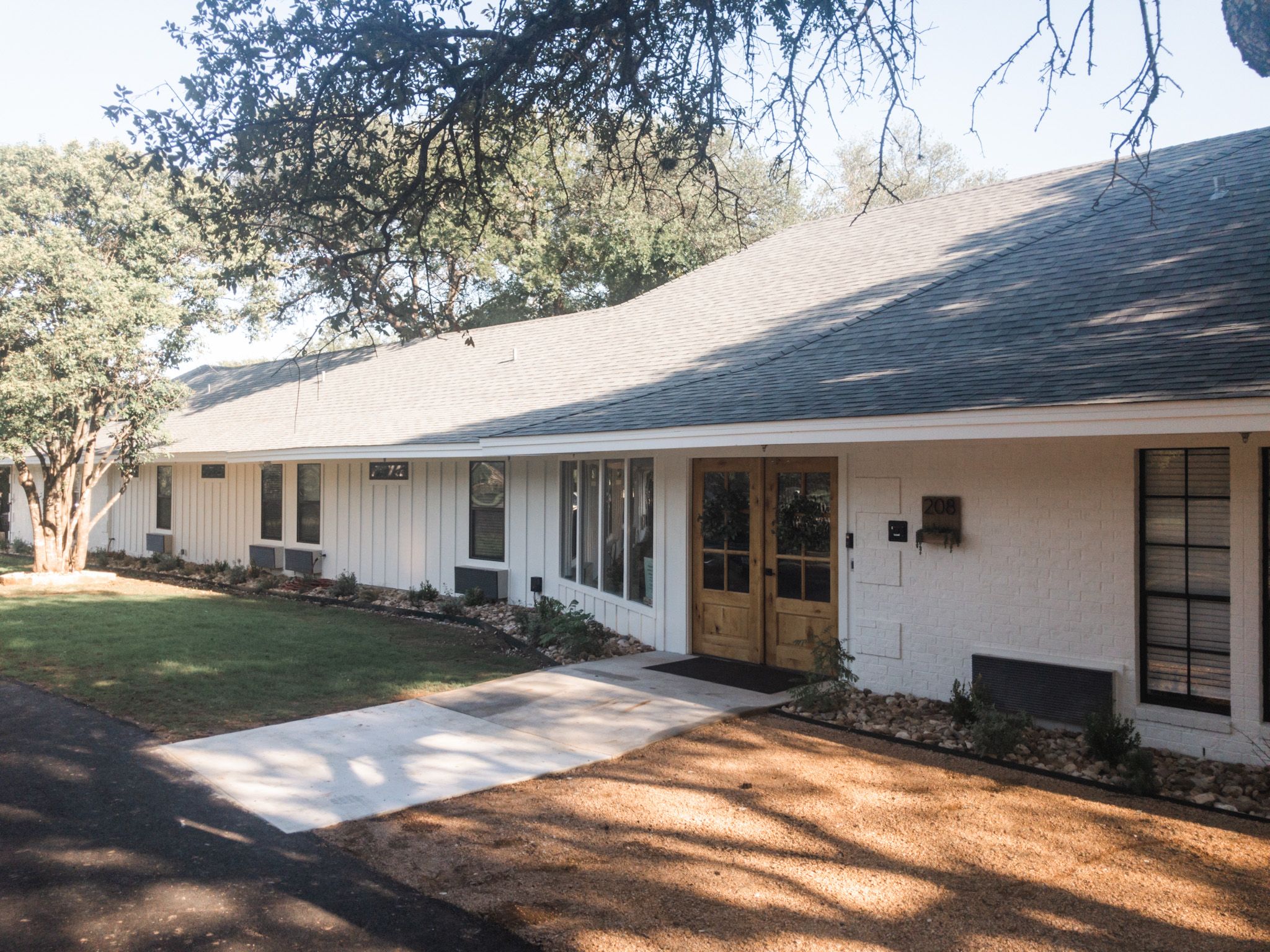 Platinum Resort Assisted Living and Memory Care 1