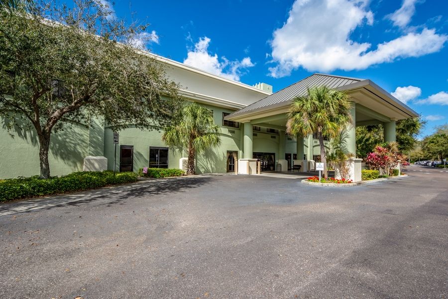 Elison Senior Living of Pinecrest 2