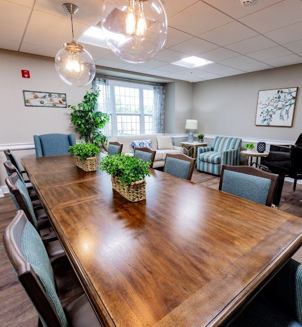 Mary Queen of Angels 4