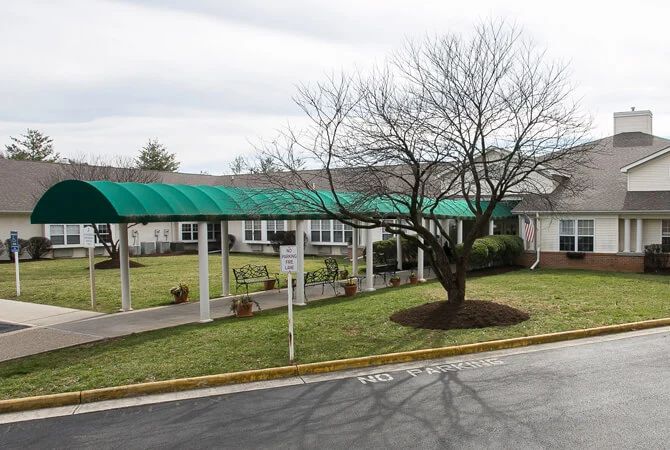 Cardinal Senior Living at Roanoke 4