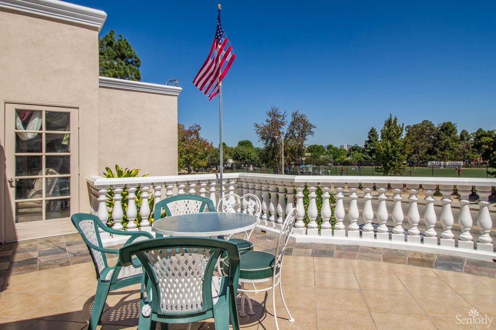 Bentley Manor 3
