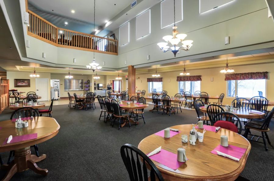 Minot Lodge 3