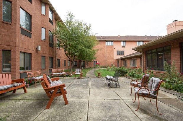 Independence Village Of East Lansing 4