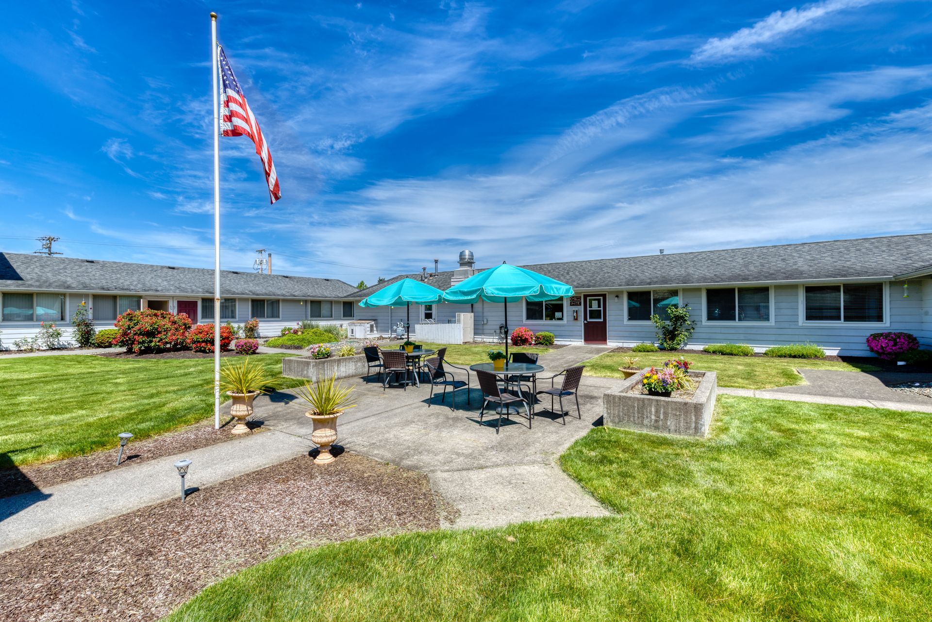 Beehive Retirement And Assisted Living Community 3