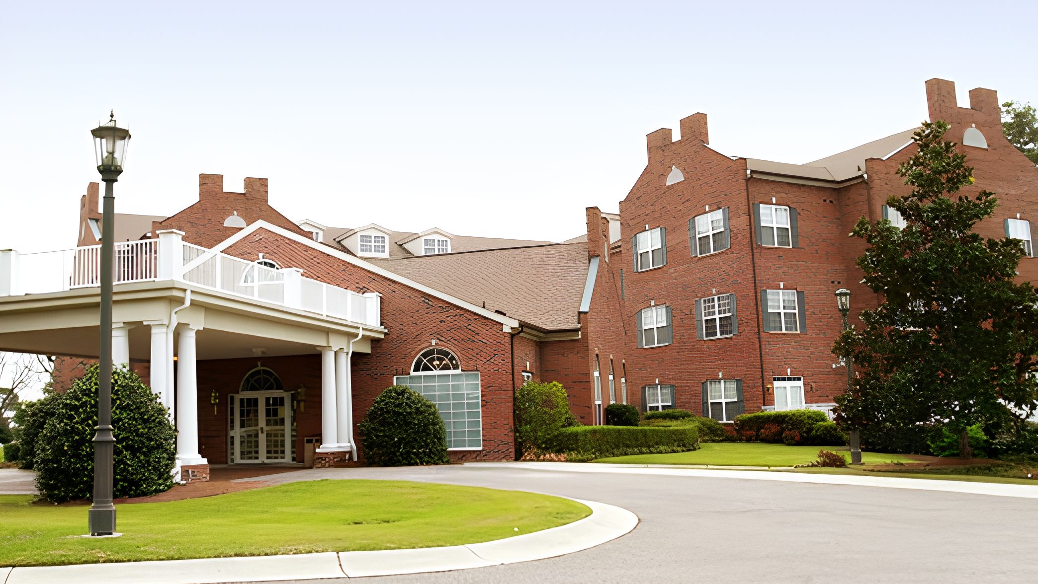 Carolina Inn At Village Green 1