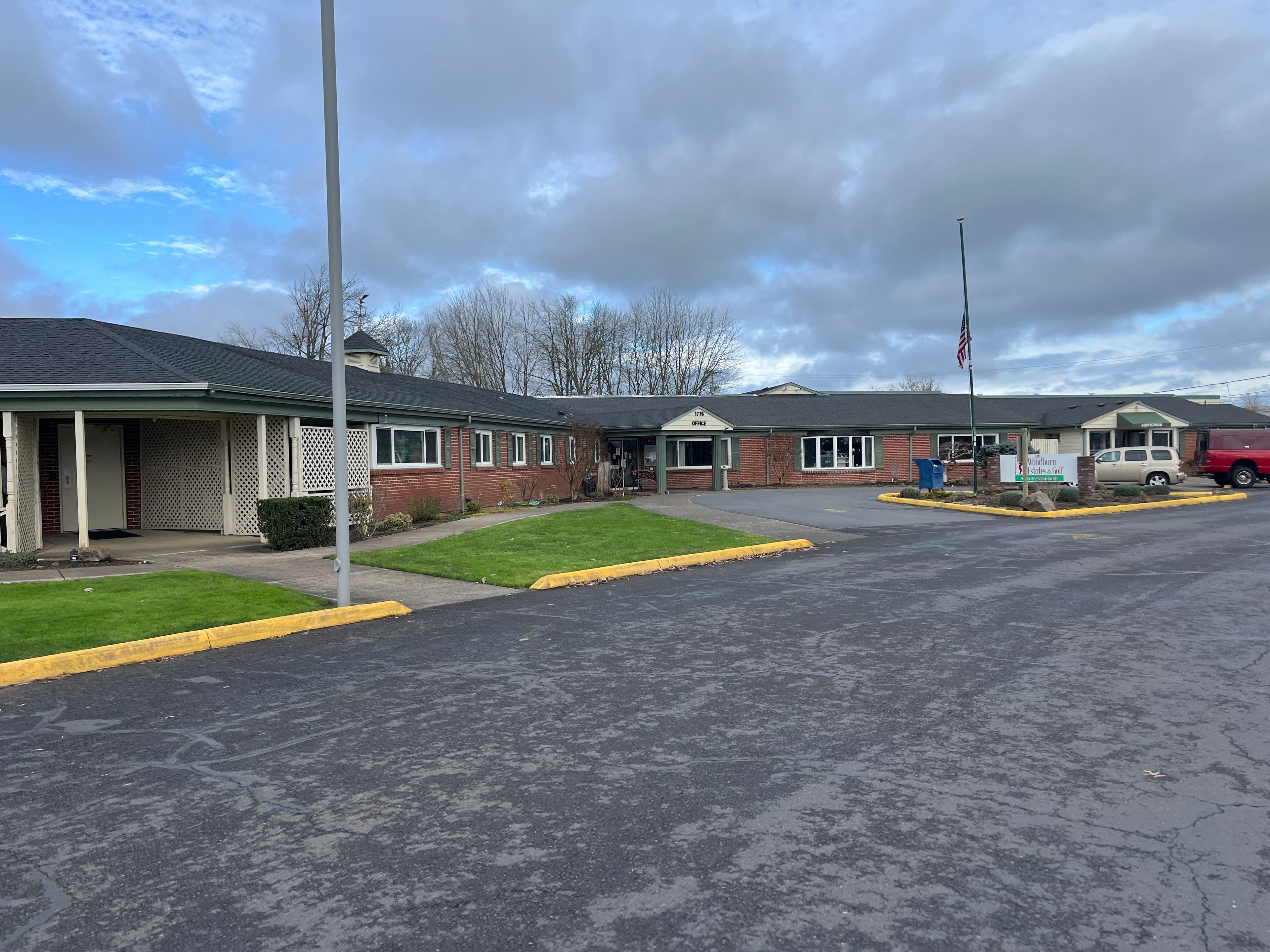 Woodburn Estates & Golf 3
