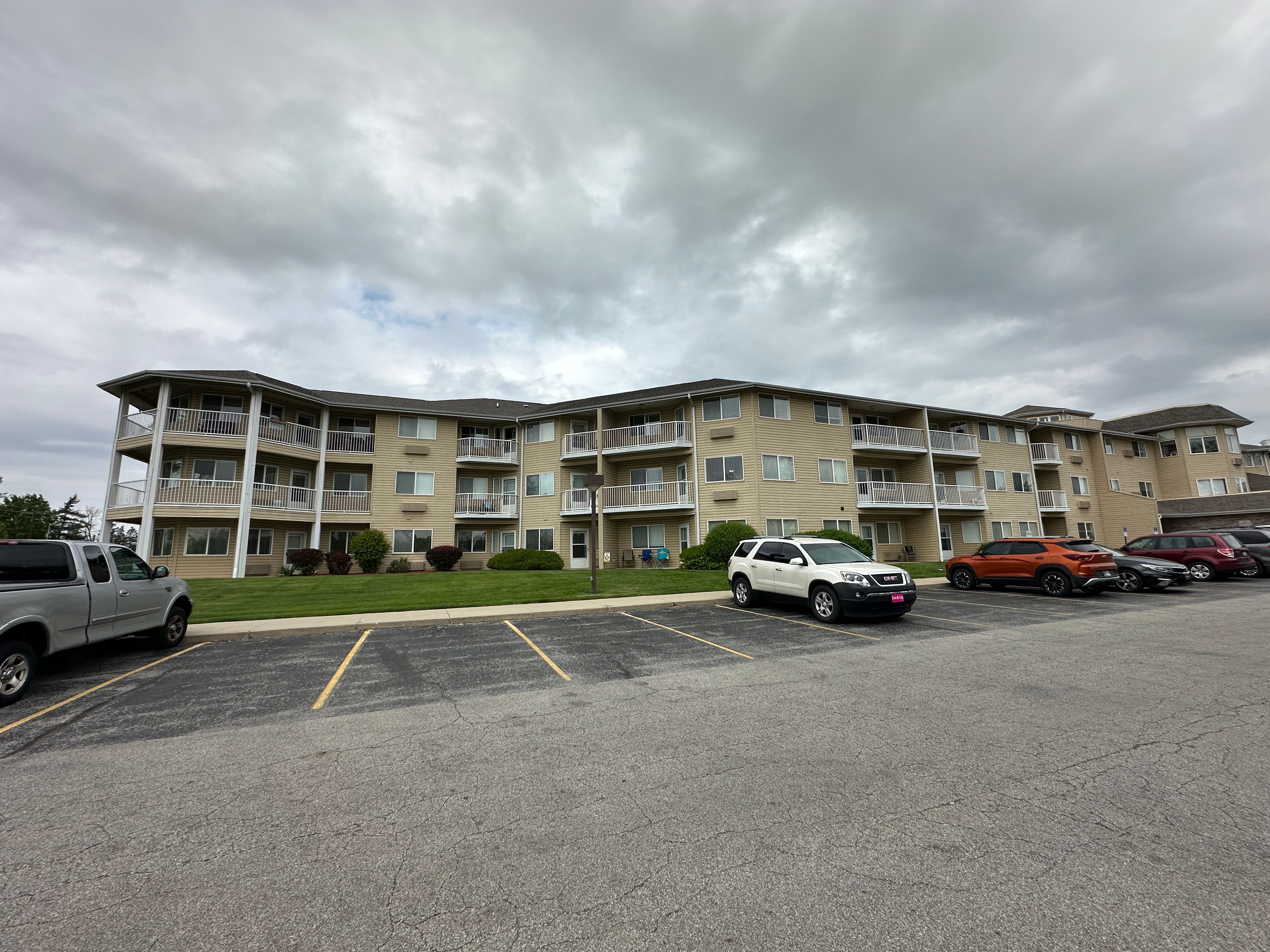 Arbor Glen Independent & Assisted Living Community 3