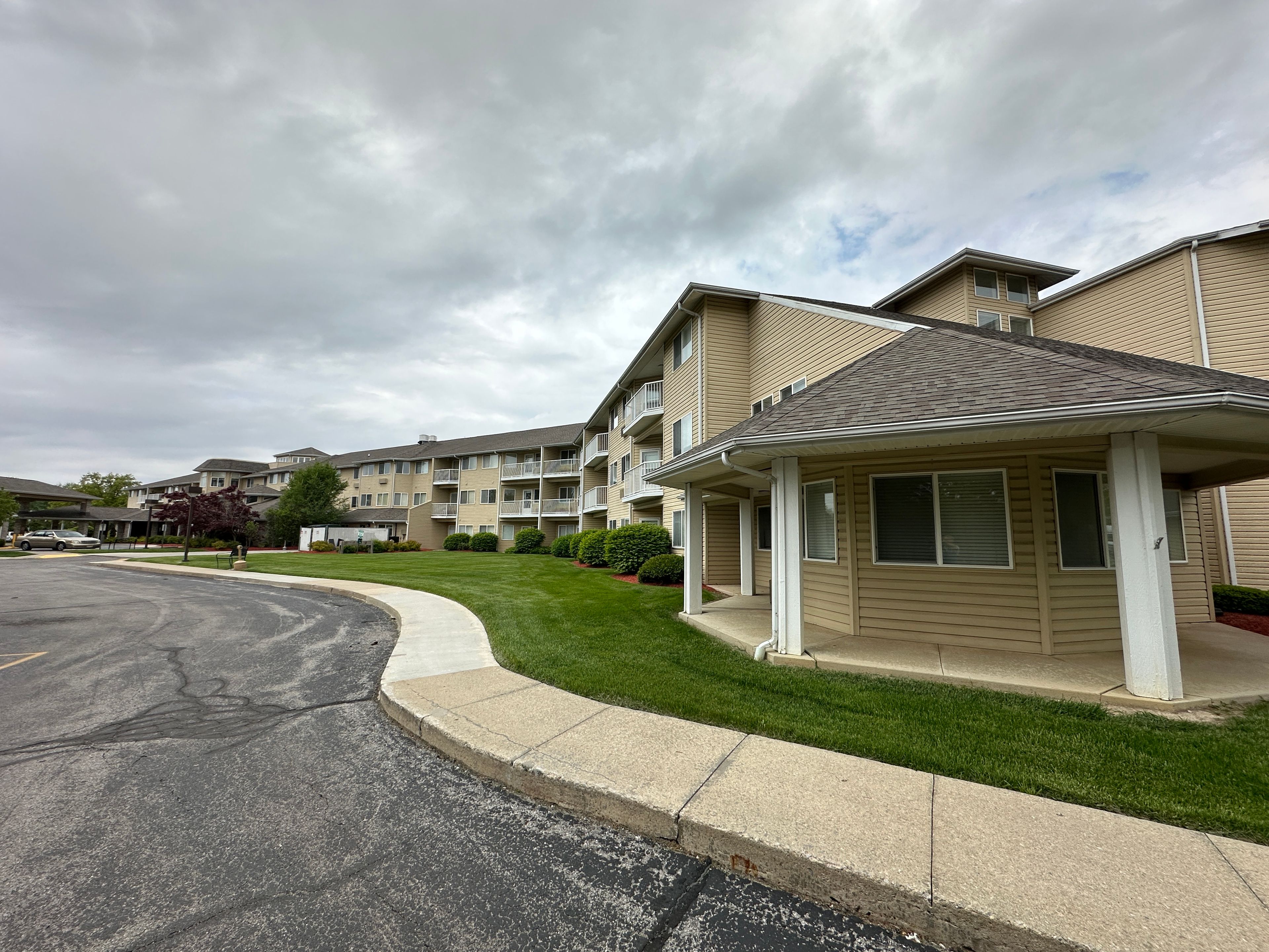 Arbor Glen Independent & Assisted Living Community 3