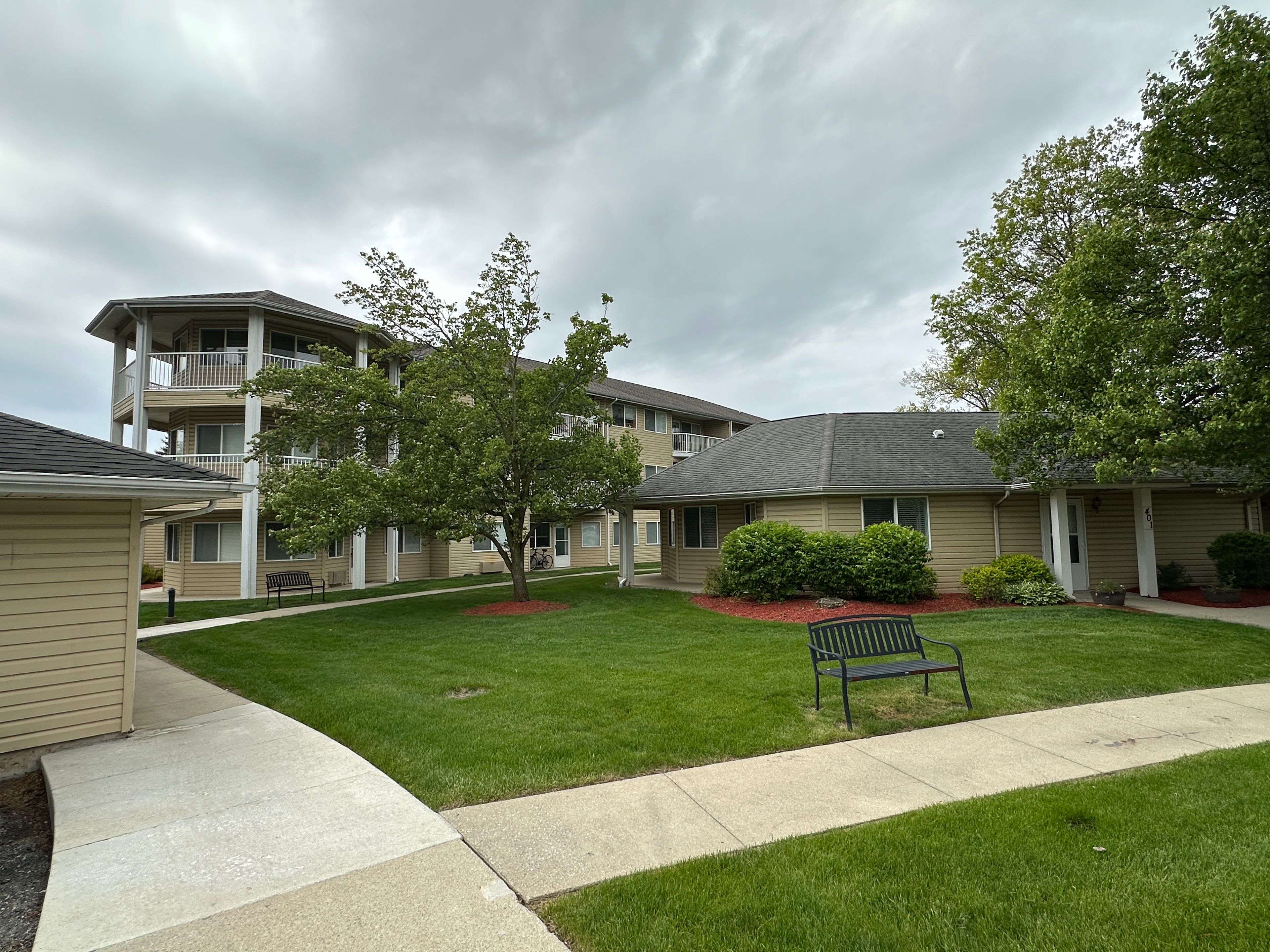Arbor Glen Independent & Assisted Living Community 4