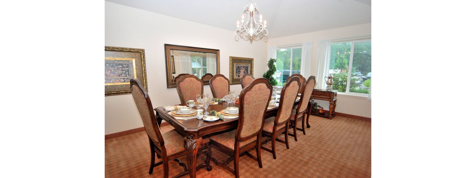 Colonial Harbor Gracious Retirement Living 3