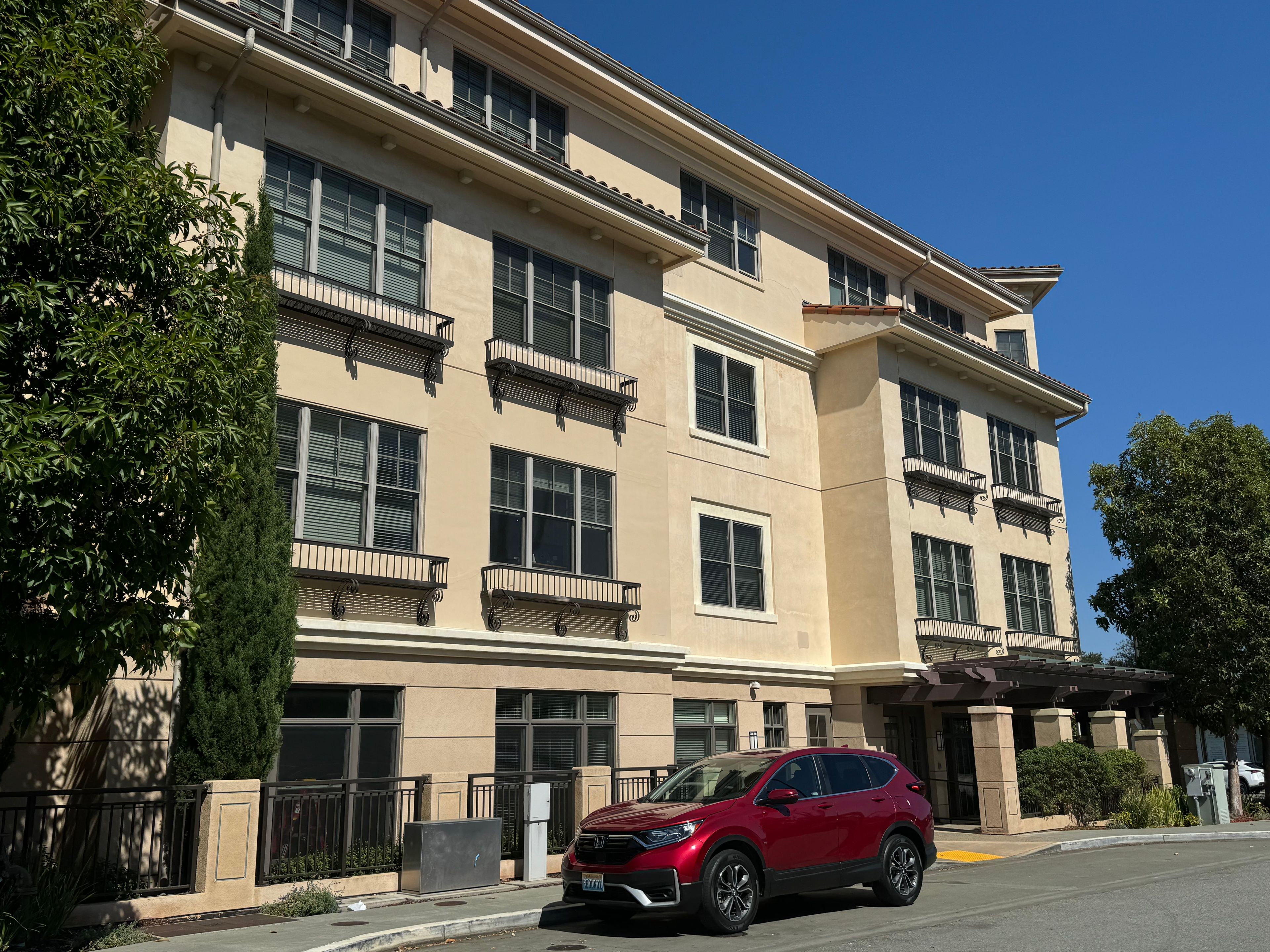 Oakmont of Burlingame 4