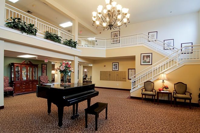 Paramount Senior Living at Manassas 1