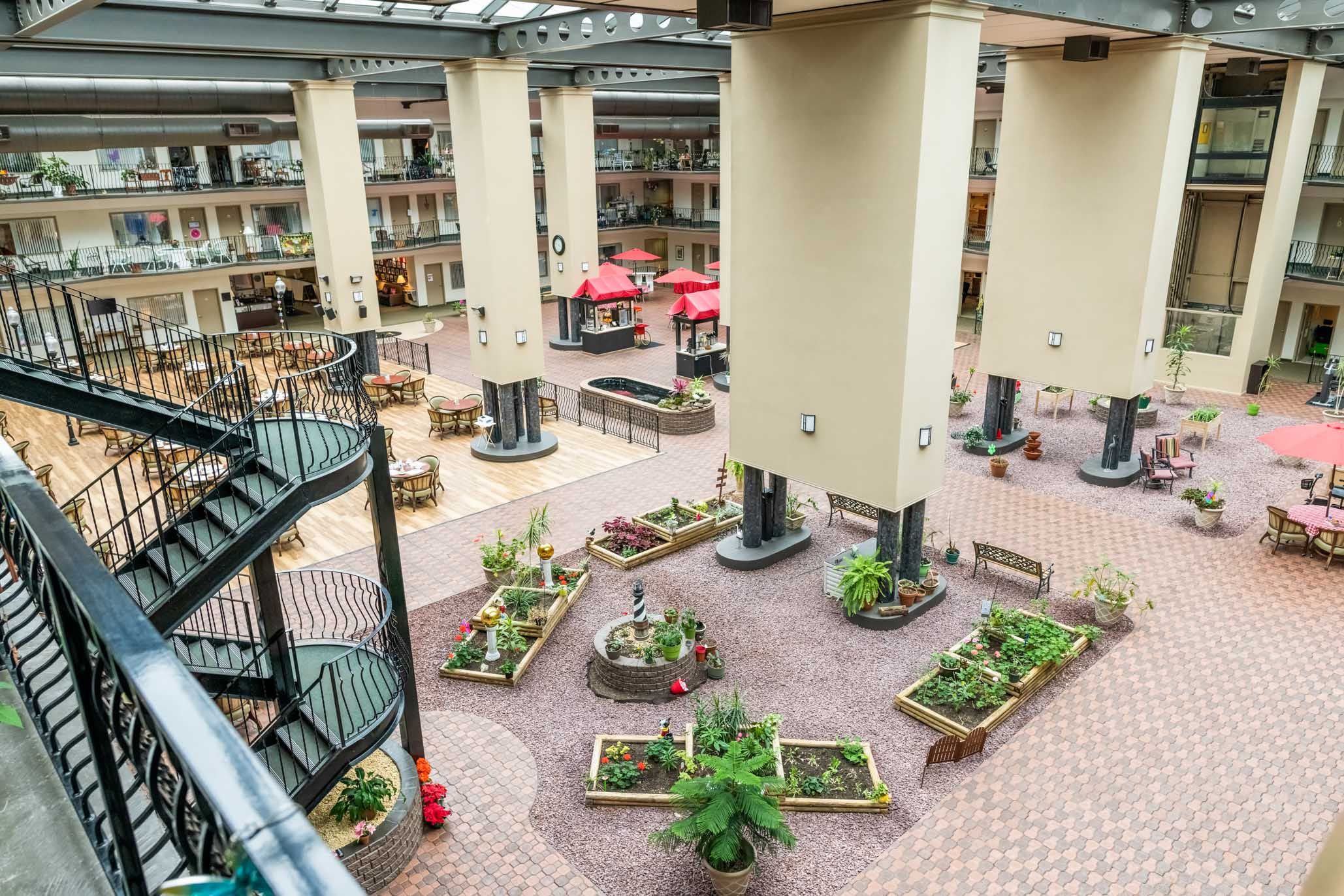 Holiday At The Atrium 4