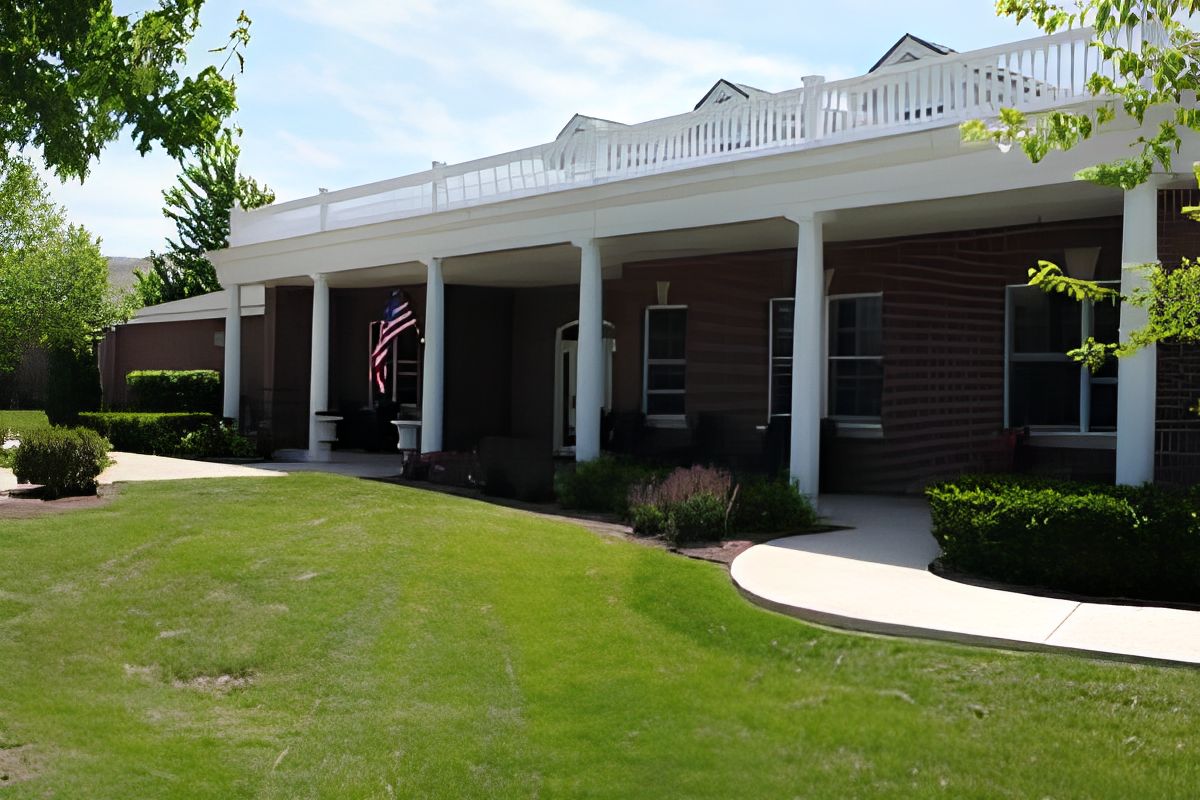 Cottages of New Lenox 3
