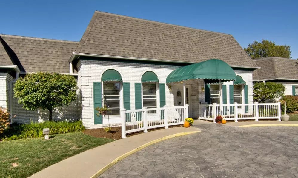 The Arbors At Lakeview Bend 1