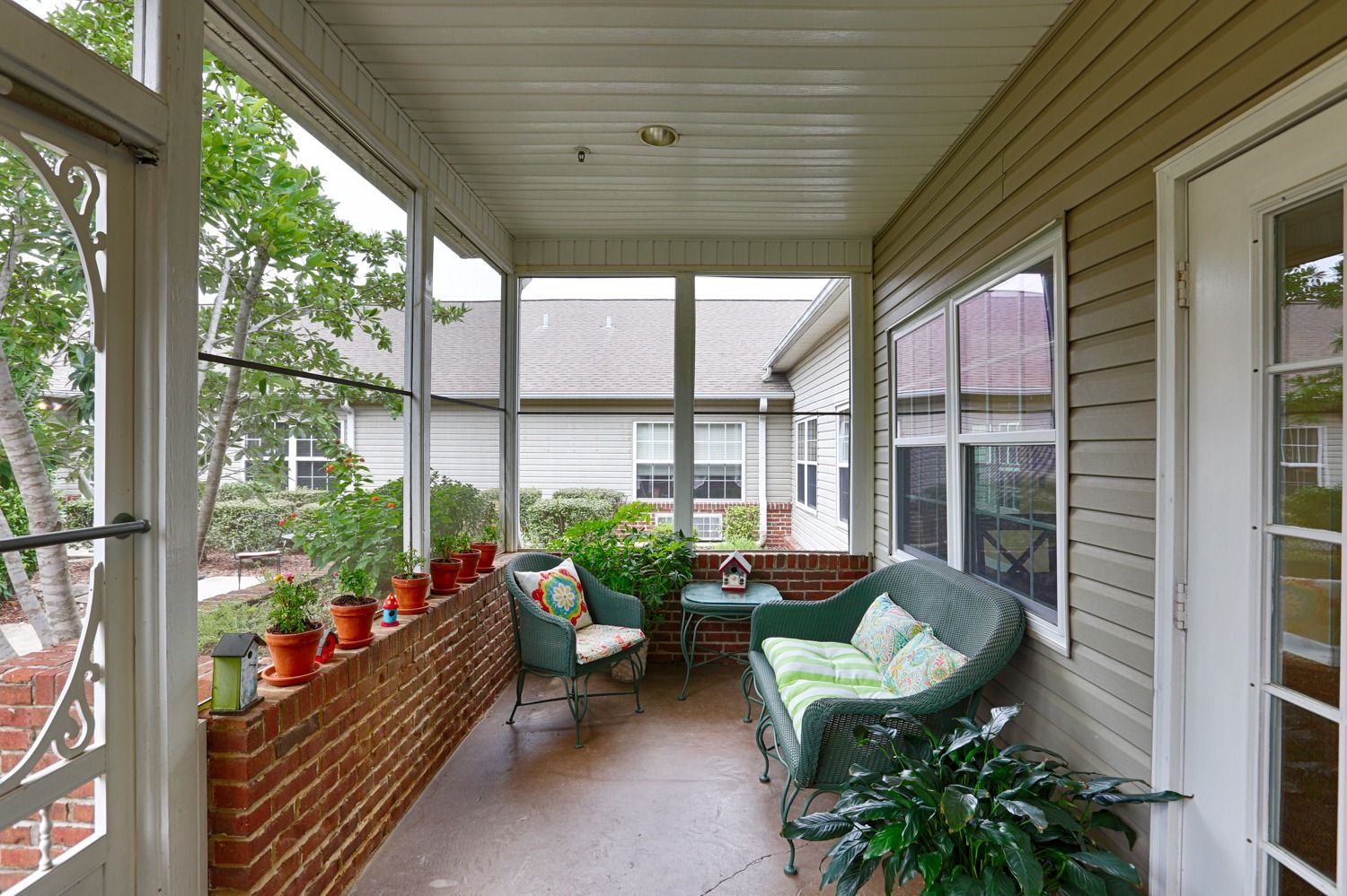 Columbia Cottage Florence 3