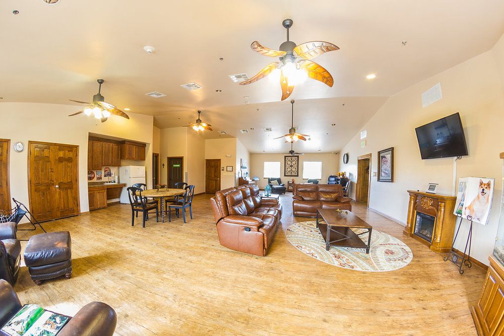 Rocky Hollow Lake House Assisted Living & Memory Care 2