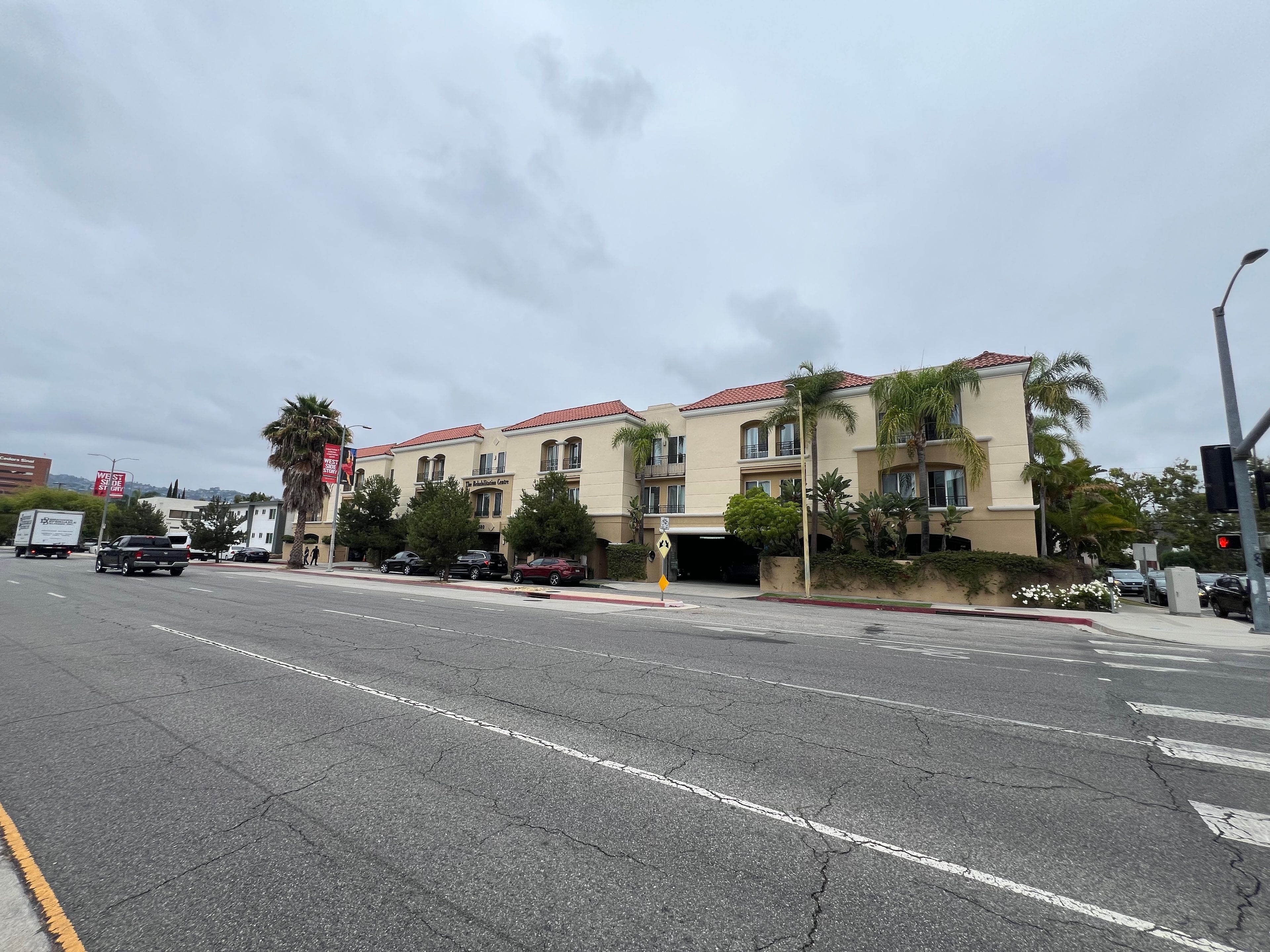 Beverly Hills Rehabilitation Centre 2