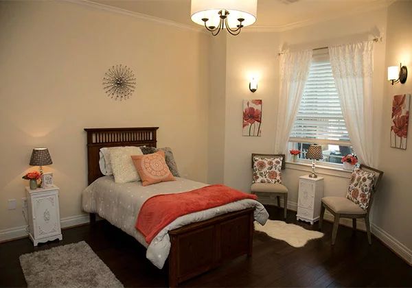 Village Green Alzheimer's Care Home 4