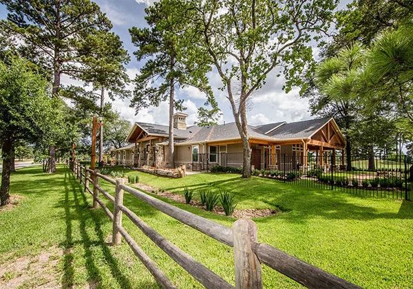 Village Green Memory Care Community Tomball 4