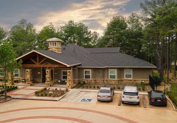 Village Green Memory Care Community Tomball 3