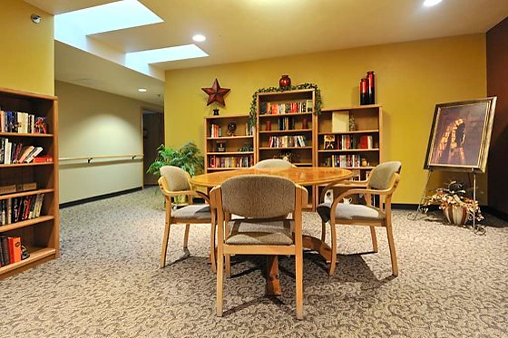 Marla Vista Assisted Living 4
