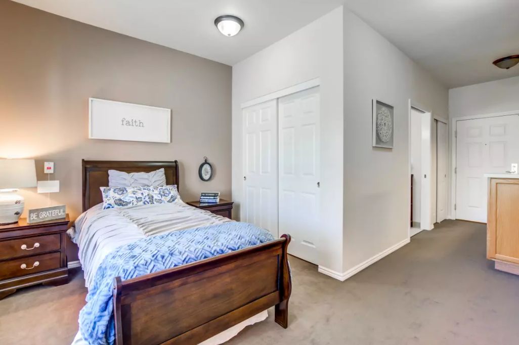 Cottonwood Court 2