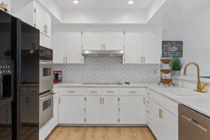 Viewmont Villa 1