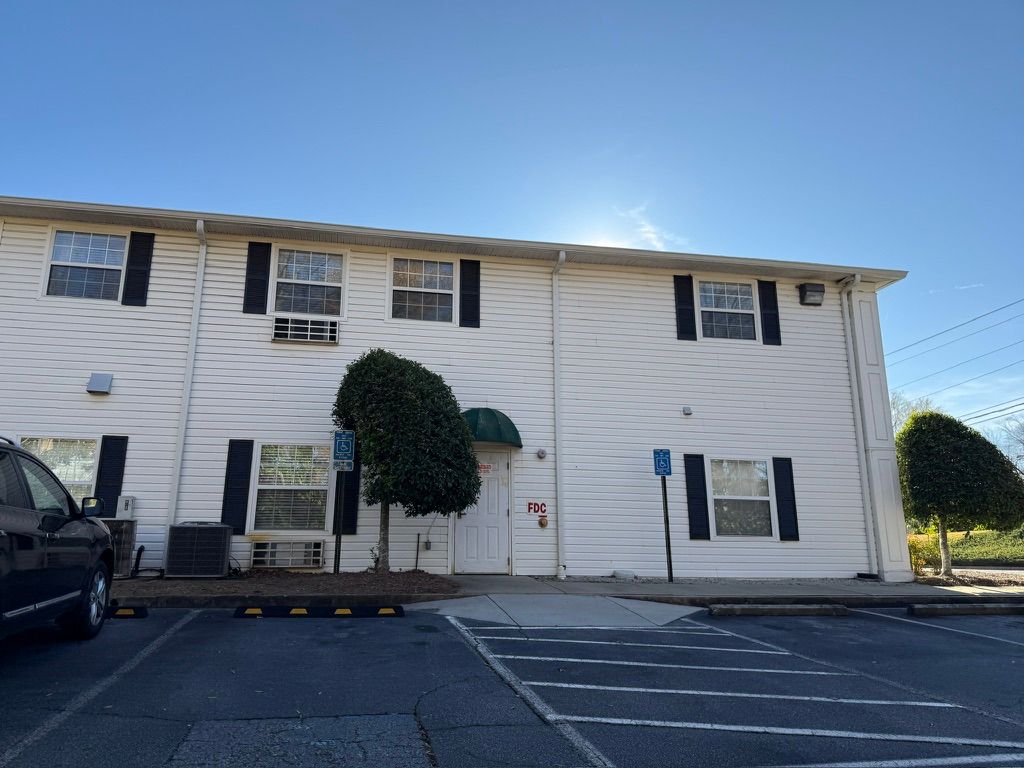 Parkside Senior Living & Memory Care Snellville 4